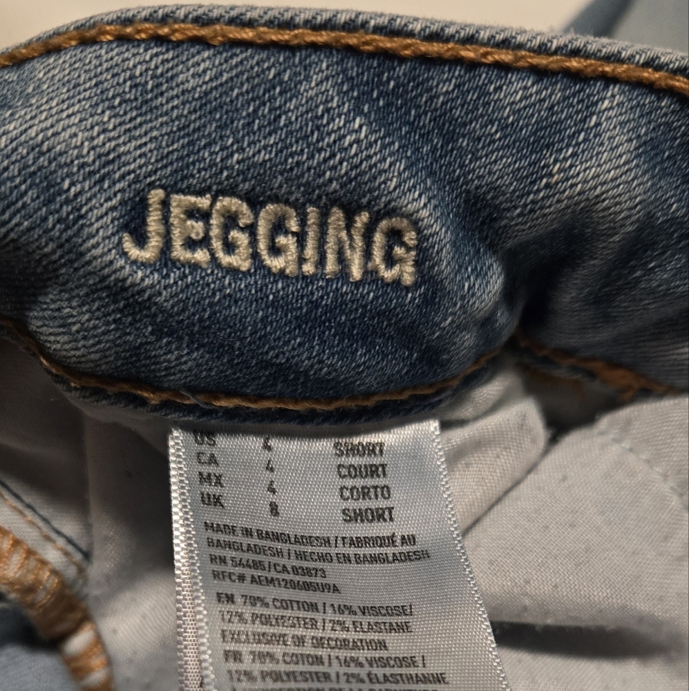 American Eagle Size 4 Short Jegging - Picture 5 of 5